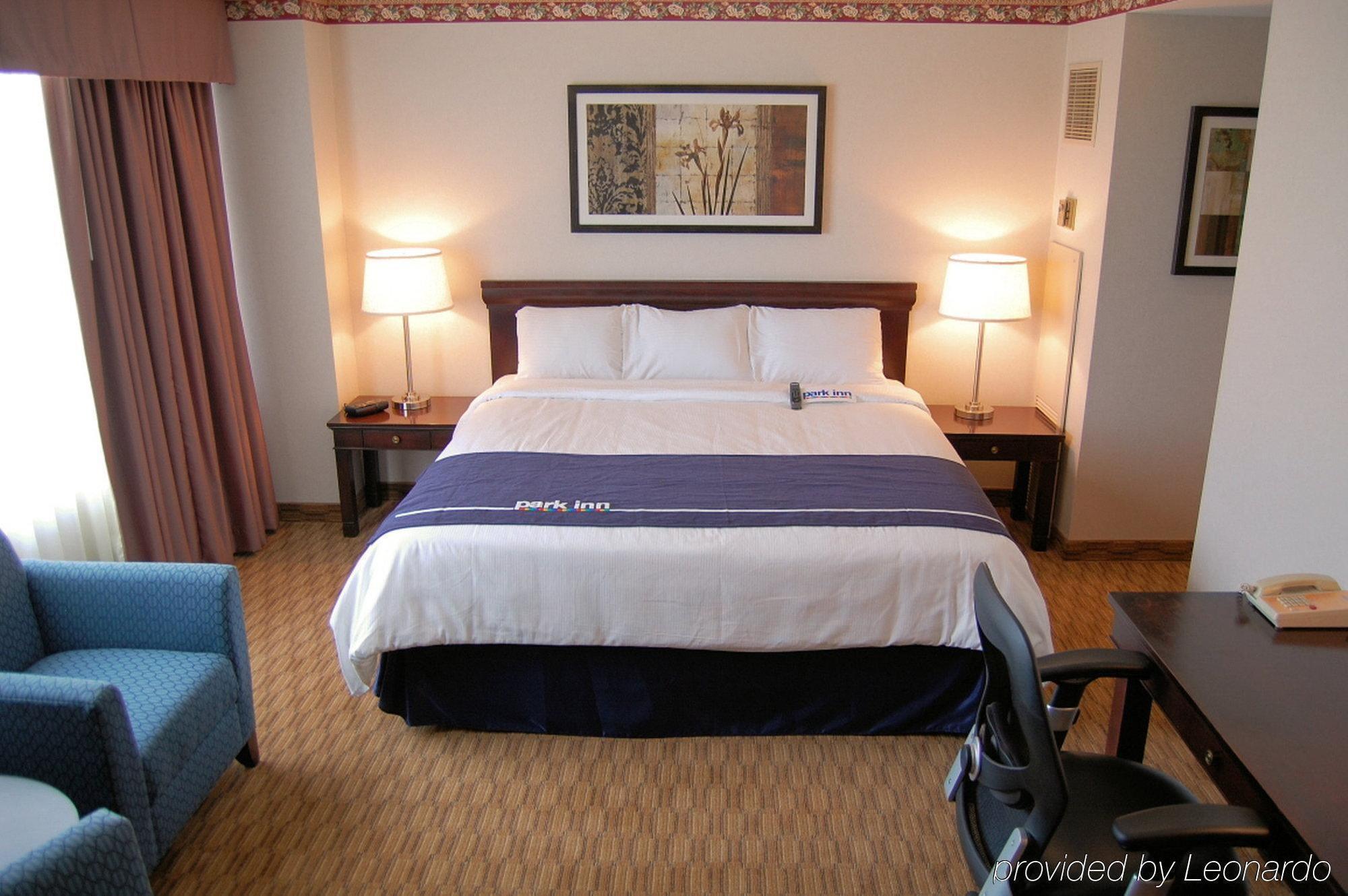 Hilton Garden Inn Toledo Downtown Exterior foto