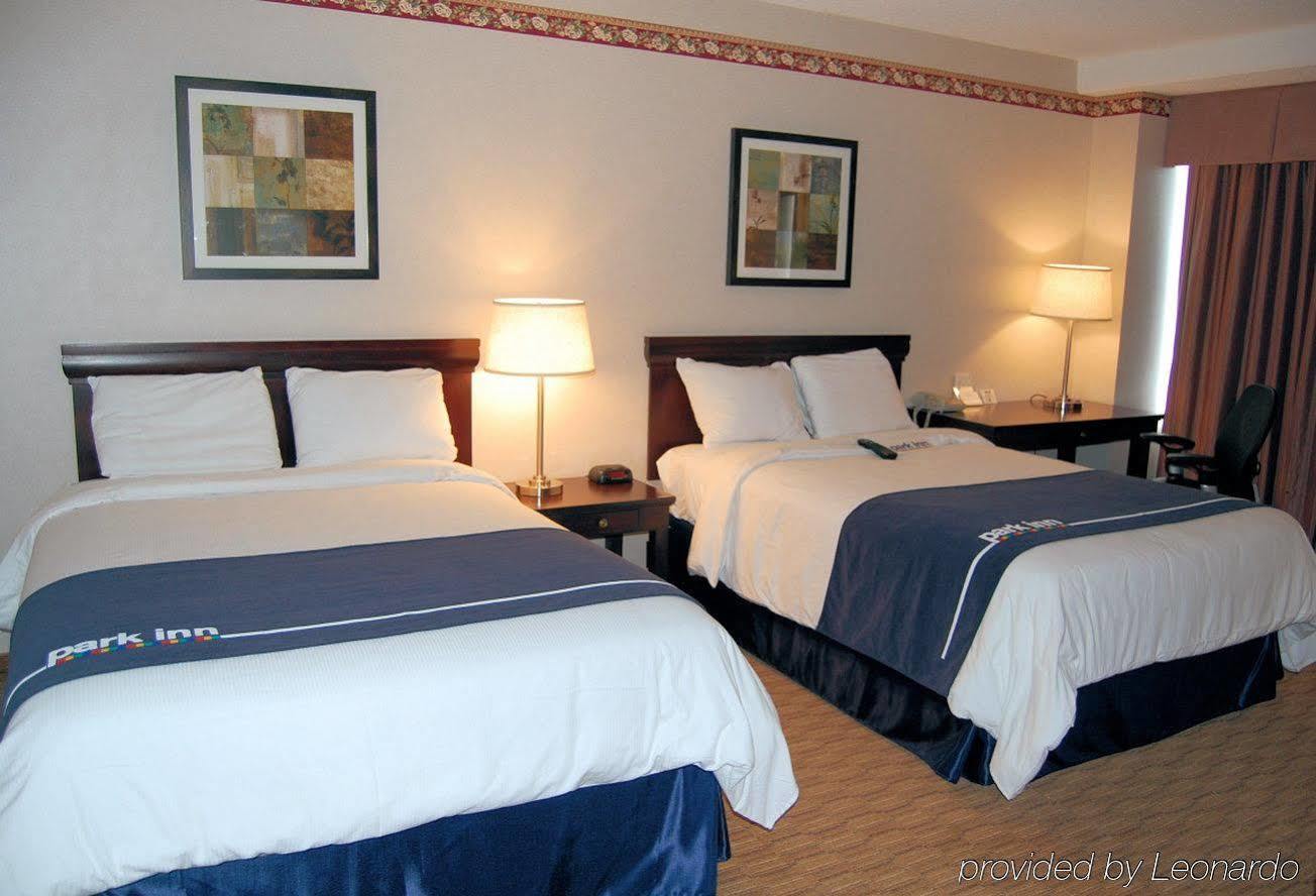 Hilton Garden Inn Toledo Downtown Exterior foto